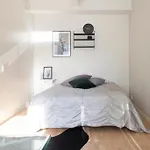 Appartement 2ndhomes Stylish With Balcony *