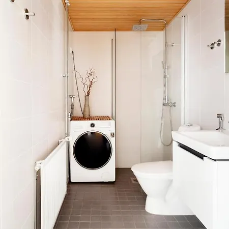 2ndhomes Stylish With Balcony *