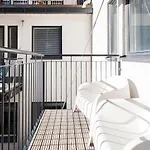 Apartamento 2ndhomes Stylish With Balcony