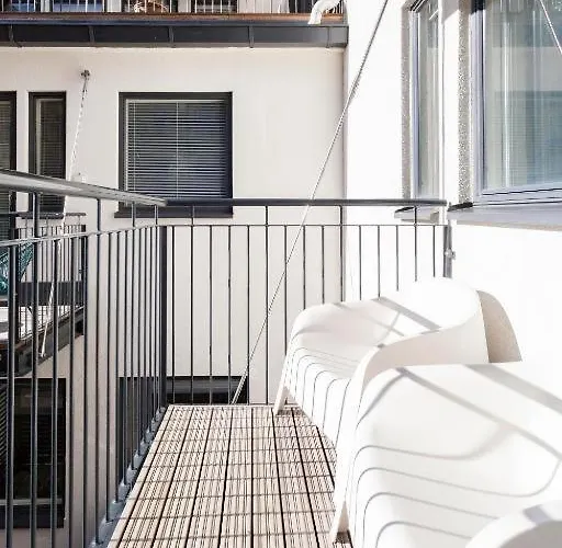 شقة 2ndhomes Stylish With Balcony
